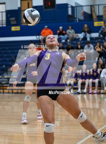 Thumbnail 2 in Valley vs Eastern (OHSAA Division VI District Championship) photogallery.