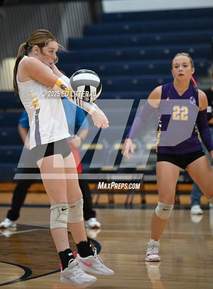 Thumbnail 2 in Valley vs Eastern (OHSAA Division VI District Championship) photogallery.