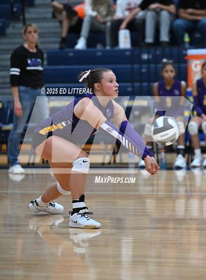 Thumbnail 2 in Valley vs Eastern (OHSAA Division VI District Championship) photogallery.