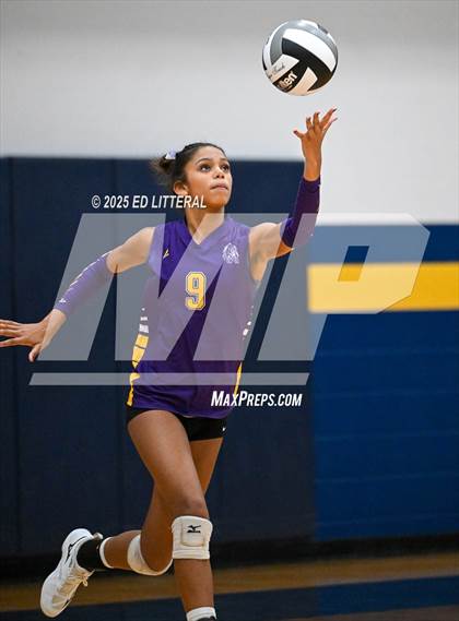 Thumbnail 1 in Valley vs Eastern (OHSAA Division VI District Championship) photogallery.