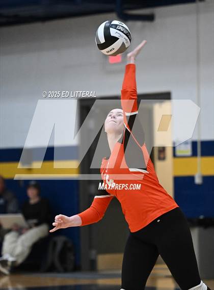 Thumbnail 3 in Valley vs Eastern (OHSAA Division VI District Championship) photogallery.