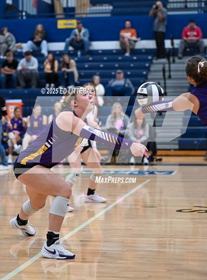 Thumbnail 2 in Valley vs Eastern (OHSAA Division VI District Championship) photogallery.