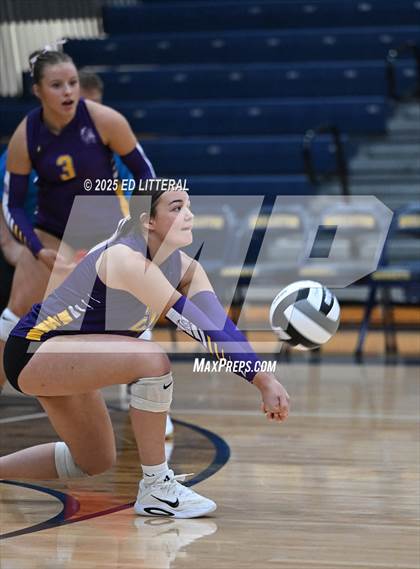 Thumbnail 1 in Valley vs Eastern (OHSAA Division VI District Championship) photogallery.