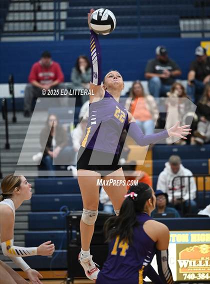 Thumbnail 1 in Valley vs Eastern (OHSAA Division VI District Championship) photogallery.