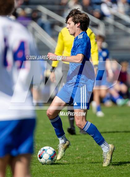 Thumbnail 2 in Parkview Baptist @ Vandebilt Catholic(LHSAA Division III Quarterfinal) photogallery.