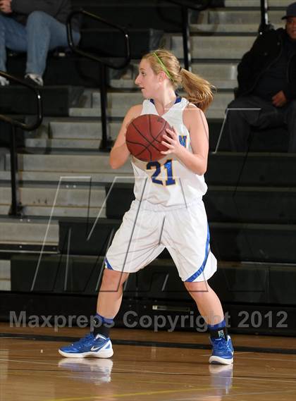 Thumbnail 2 in Lincoln vs. Linden (McNair Winter Shootout) photogallery.