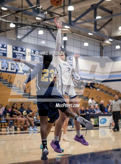 Thumbnail 1 in Muir @ Crescenta Valley photogallery.