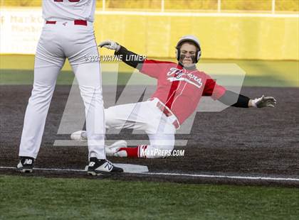 Thumbnail 2 in Beechwood vs St. Henry (All A Classic) photogallery.