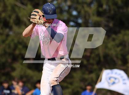 Thumbnail 1 in Sutherland @ Mendon photogallery.