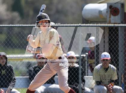 Thumbnail 1 in Sutherland @ Mendon photogallery.