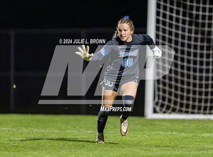 Thumbnail 1 in Hamilton Southeastern vs. Fishers (IHSAA 3A Sectional 8 First Round) photogallery.