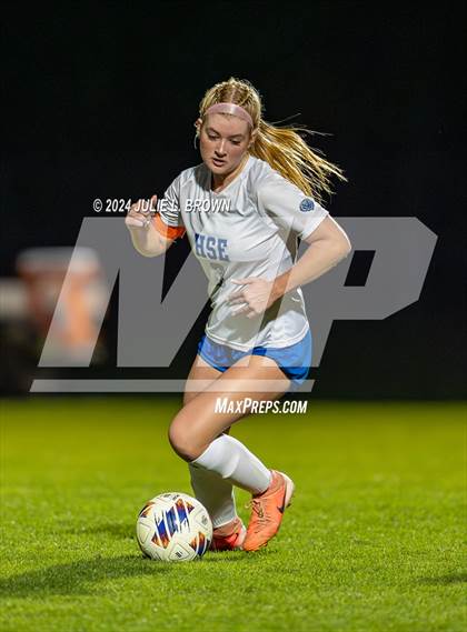 Thumbnail 3 in Hamilton Southeastern vs. Fishers (IHSAA 3A Sectional 8 First Round) photogallery.