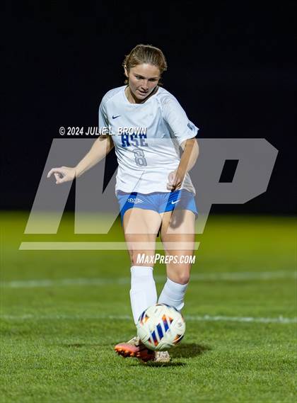 Thumbnail 3 in Hamilton Southeastern vs. Fishers (IHSAA 3A Sectional 8 First Round) photogallery.