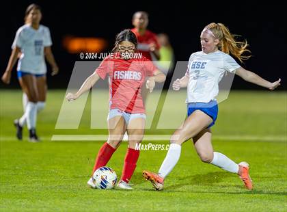 Thumbnail 3 in Hamilton Southeastern vs. Fishers (IHSAA 3A Sectional 8 First Round) photogallery.