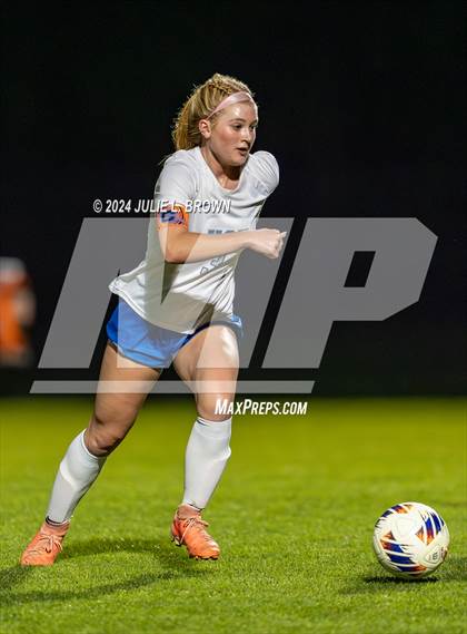 Thumbnail 3 in Hamilton Southeastern vs. Fishers (IHSAA 3A Sectional 8 First Round) photogallery.