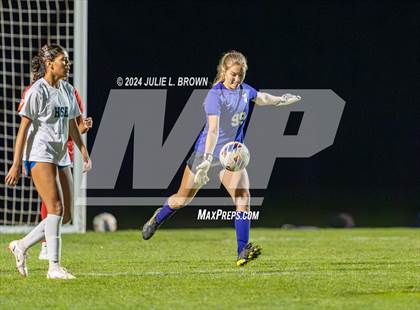 Thumbnail 2 in Hamilton Southeastern vs. Fishers (IHSAA 3A Sectional 8 First Round) photogallery.