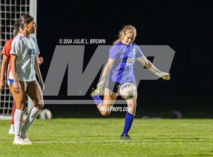 Thumbnail 3 in Hamilton Southeastern vs. Fishers (IHSAA 3A Sectional 8 First Round) photogallery.