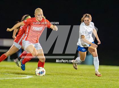 Thumbnail 3 in Hamilton Southeastern vs. Fishers (IHSAA 3A Sectional 8 First Round) photogallery.