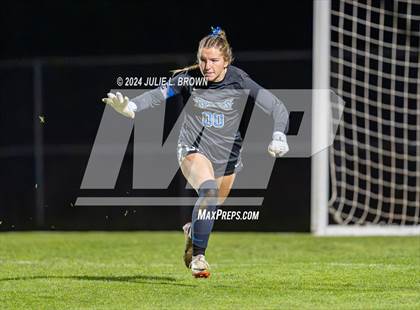 Thumbnail 2 in Hamilton Southeastern vs. Fishers (IHSAA 3A Sectional 8 First Round) photogallery.