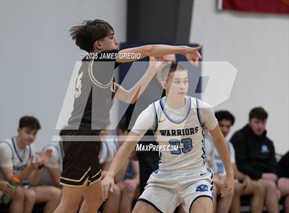 Thumbnail 2 in Central Valley vs Highland (Legends Classic) photogallery.