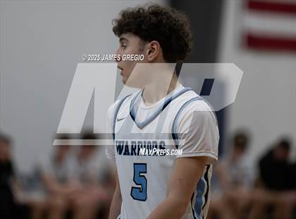 Thumbnail 3 in Central Valley vs Highland (Legends Classic) photogallery.
