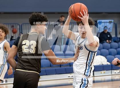 Thumbnail 2 in Central Valley vs Highland (Legends Classic) photogallery.