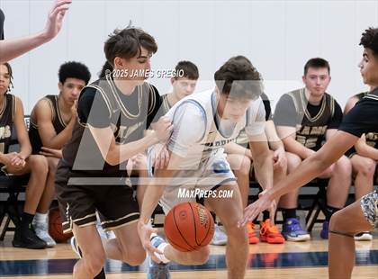 Thumbnail 2 in Central Valley vs Highland (Legends Classic) photogallery.