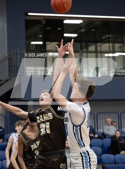 Thumbnail 2 in Central Valley vs Highland (Legends Classic) photogallery.