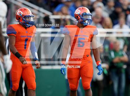 Thumbnail 2 in Bishop Gorman @ De La Salle photogallery.