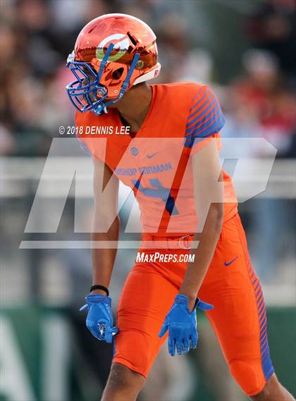 Thumbnail 3 in Bishop Gorman @ De La Salle photogallery.