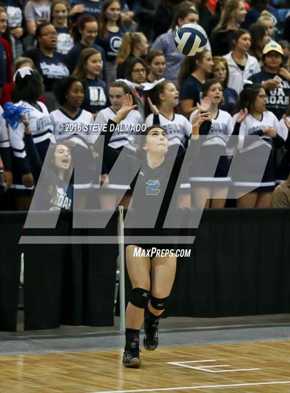 Thumbnail 3 in Ursuline Academy vs Vandebilt Catholic (LHSAA Division III Semifinal) photogallery.