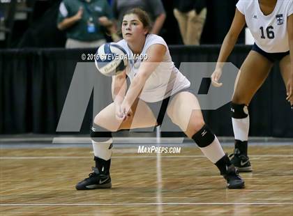 Thumbnail 1 in Ursuline Academy vs Vandebilt Catholic (LHSAA Division III Semifinal) photogallery.