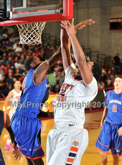 Thumbnail 2 in Whitney Young vs. Bishop Gorman (Nike Extravaganza) photogallery.