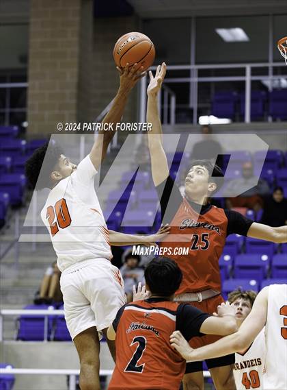 Thumbnail 1 in Stevens @ Brandeis photogallery.