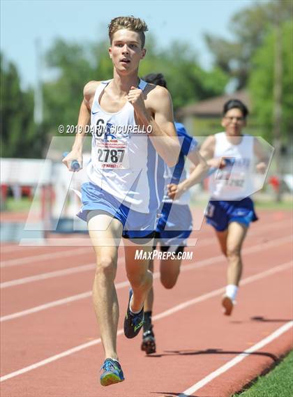Thumbnail 1 in AIA Track & Field Championships (Boys 4x800 Relay) photogallery.