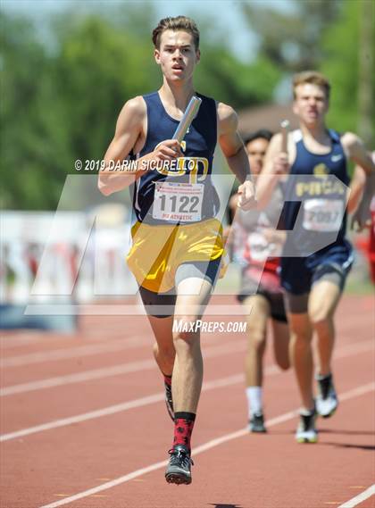 Thumbnail 2 in AIA Track & Field Championships (Boys 4x800 Relay) photogallery.