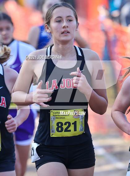 Thumbnail 1 in CIF State Cross Country Championships (Girls D4 Race) photogallery.