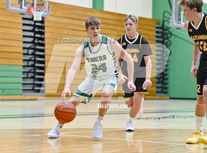 Thumbnail 2 in FR: Alexandria-Monroe @ Yorktown photogallery.