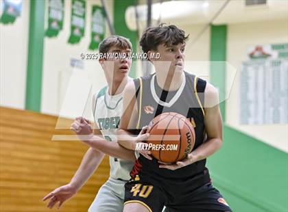 Thumbnail 3 in FR: Alexandria-Monroe @ Yorktown photogallery.