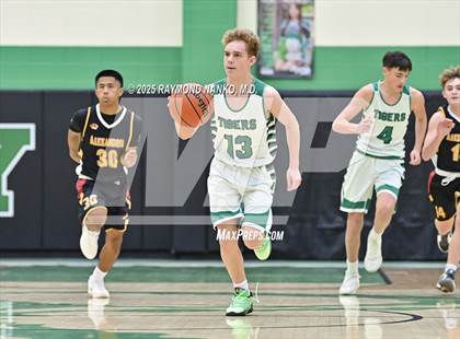 Thumbnail 3 in FR: Alexandria-Monroe @ Yorktown photogallery.