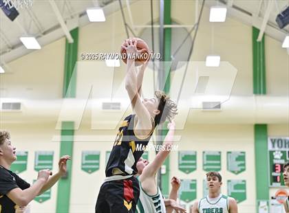 Thumbnail 2 in FR: Alexandria-Monroe @ Yorktown photogallery.