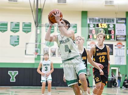 Thumbnail 3 in FR: Alexandria-Monroe @ Yorktown photogallery.