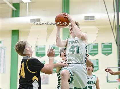 Thumbnail 1 in FR: Alexandria-Monroe @ Yorktown photogallery.