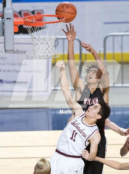 Thumbnail 1 in Mercer Island vs. Wilson photogallery.