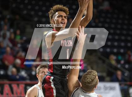 Thumbnail 3 in Mercer Island vs. Wilson photogallery.