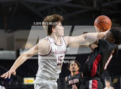 Thumbnail 2 in Mercer Island vs. Wilson photogallery.