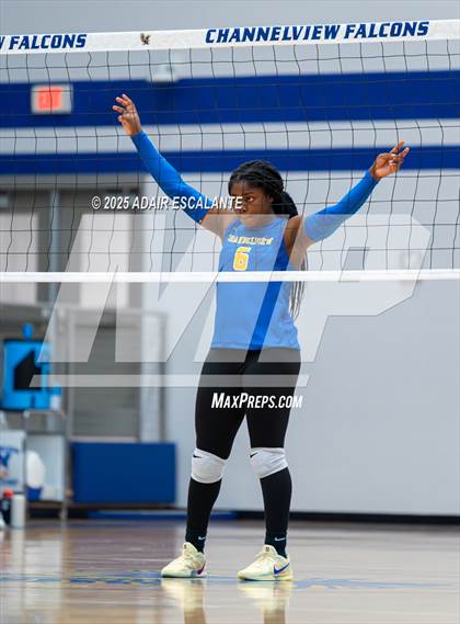 Thumbnail 1 in Humble @ Channelview photogallery.