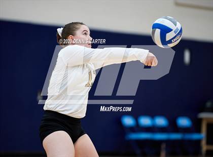 Thumbnail 3 in Kennesaw Mountain vs. Sprayberry (Tri Match) photogallery.