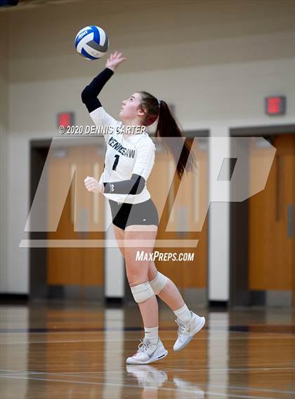 Thumbnail 2 in Kennesaw Mountain vs. Sprayberry (Tri Match) photogallery.