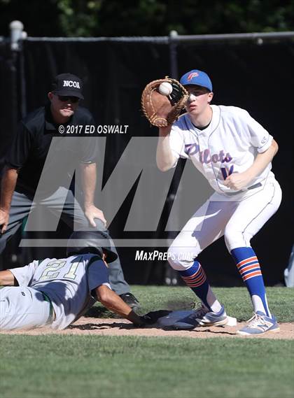 Thumbnail 2 in St. Joseph Notre Dame vs. St. Patrick-St. Vincent (CIF NCS Division 4 Final) photogallery.